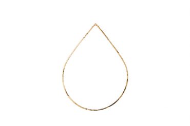 Large hammered gold teardrop hoop. SABINAJEWELRY.COM - Interchangeable jewelry gives you the ability to create your own endless styles, and to mix-and-match your jewelry piece. With a simple interchangeable lever-back, earrings can be made into necklaces and piled onto each other to create different styles.